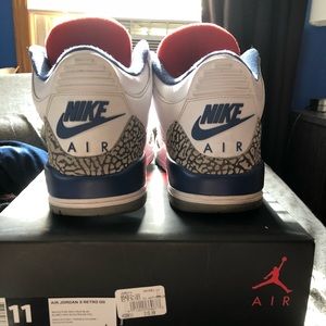 Jordan 3 True Blue 8.5/10 condition offer up